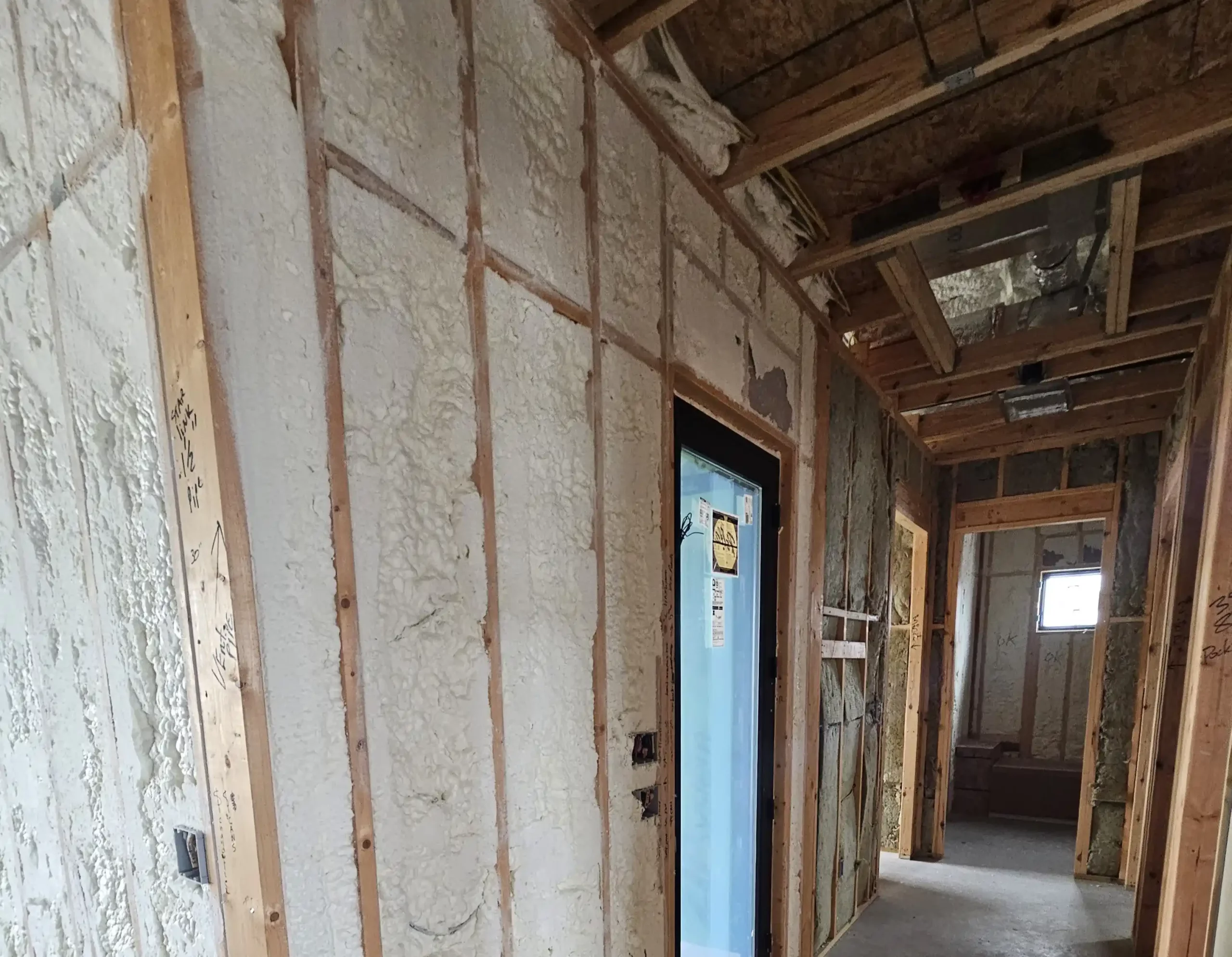 How Killeen Homeowners Can Cut Bills with Spray Foam Spray foam work in Killeen