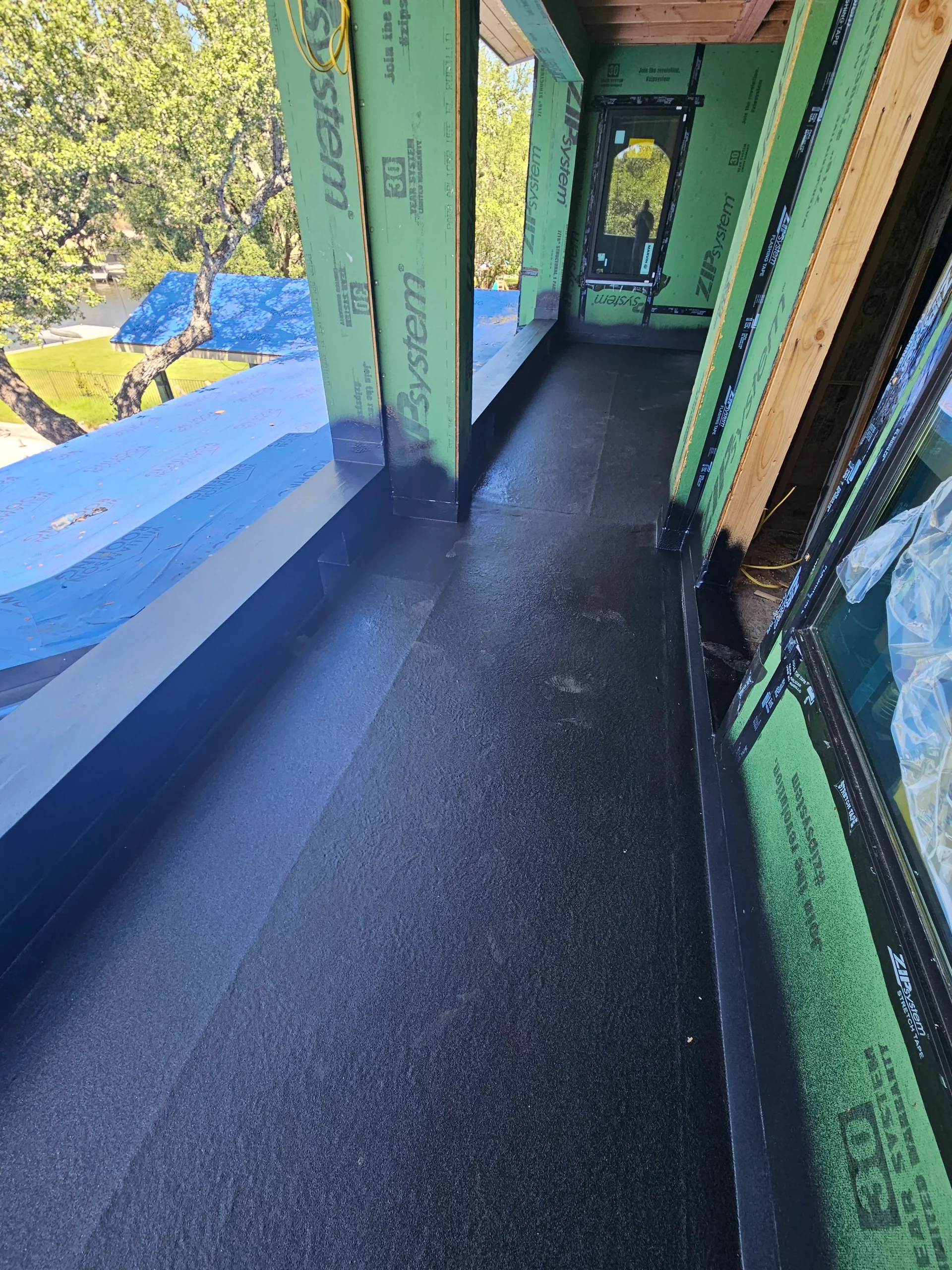 Spray foam insulation services