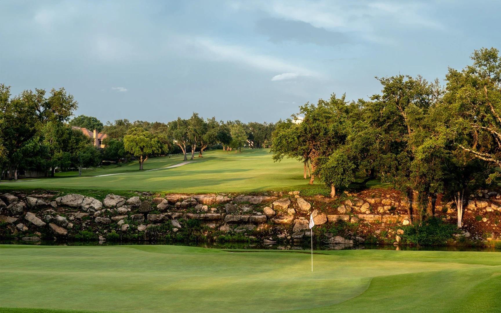 The Hills Country Club