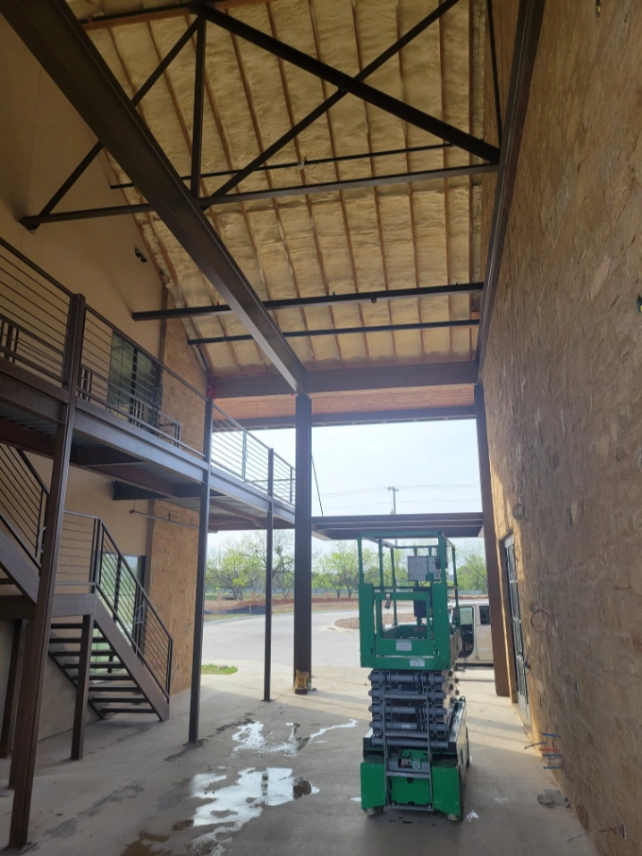 closed-cell spray foam insulation